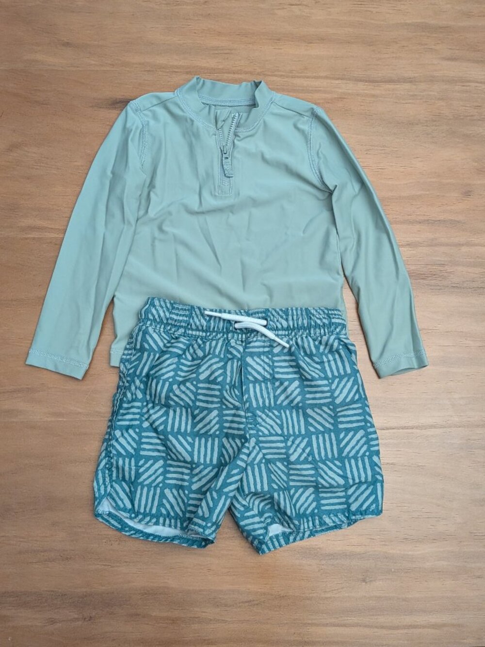 Carter's Just One You 3T Toddler Boys' Long Sleeve 2PC Rash Guard & Swimsuit Set